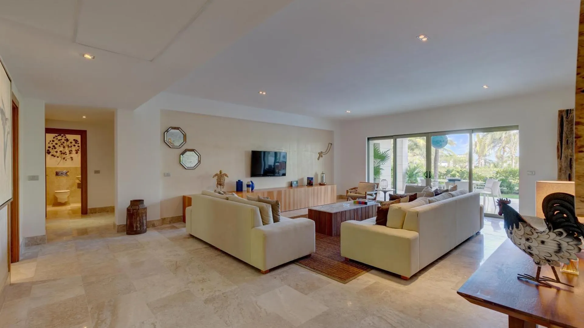 Beach Front Marina & Golf Luxe Condo Playa Mujeres Cancun Mexico