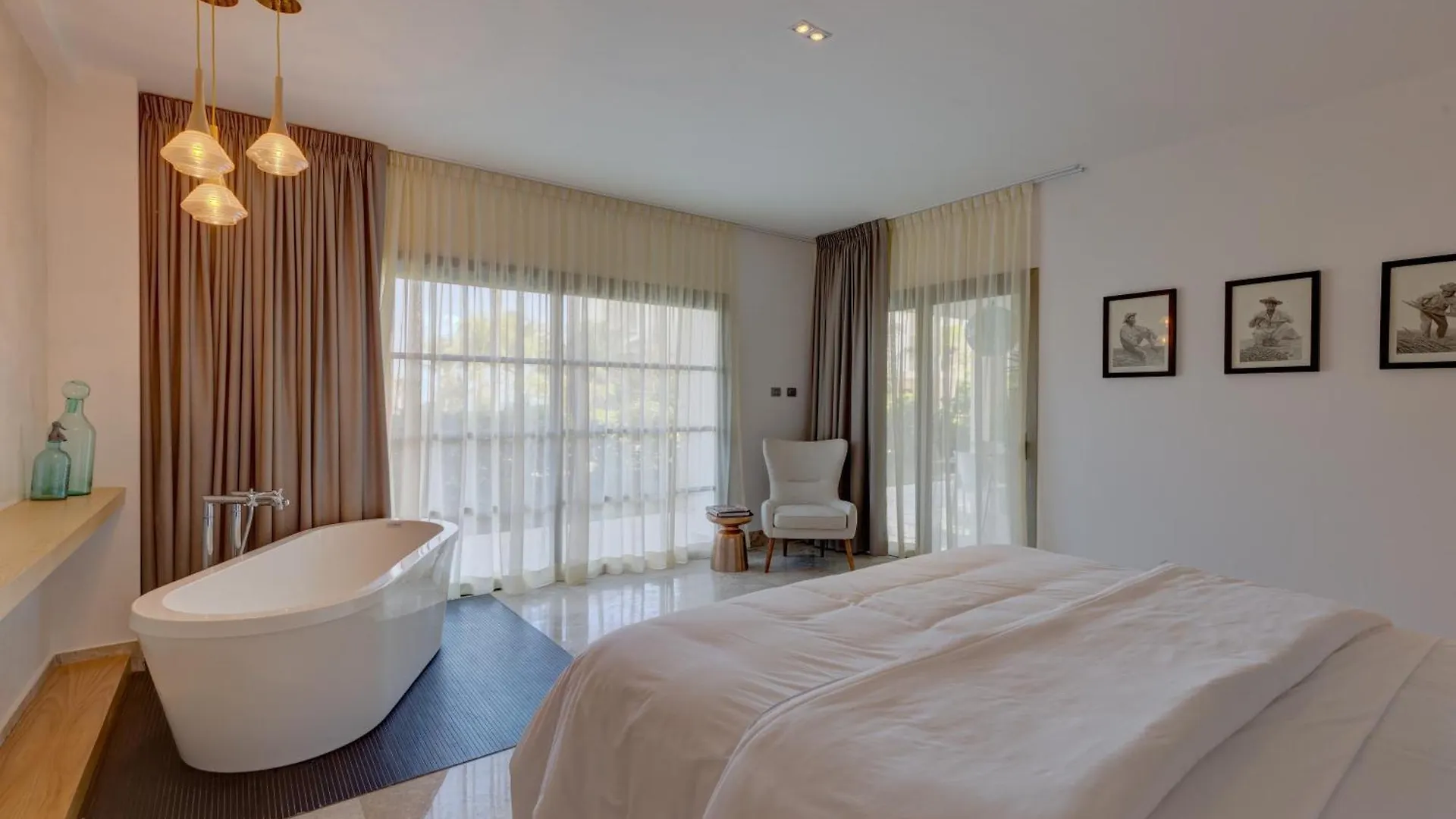 Beach Front Marina & Golf Luxe Condo Playa Mujeres Cancun